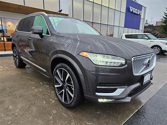 2024 Volvo XC90 Plus photo 3
