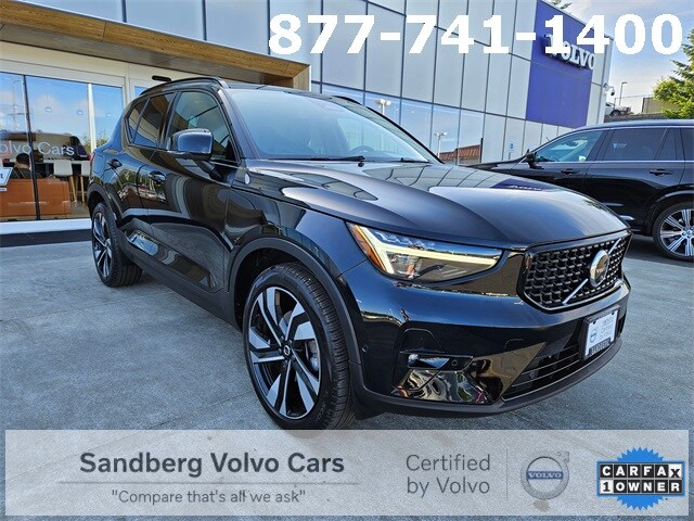 2024 Volvo XC40 Ultimate photo 3