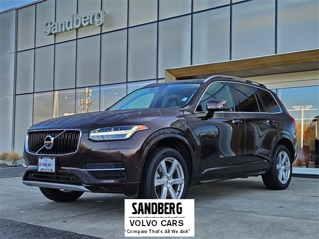 2018 Volvo XC90 Momentum's photo