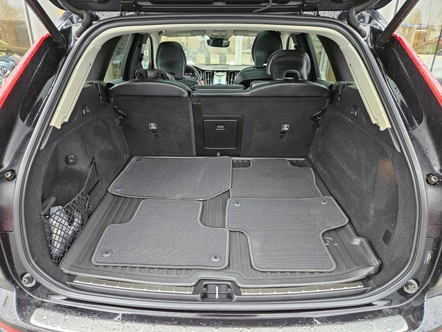 2023 Volvo XC60 Ultimate - Photo 11