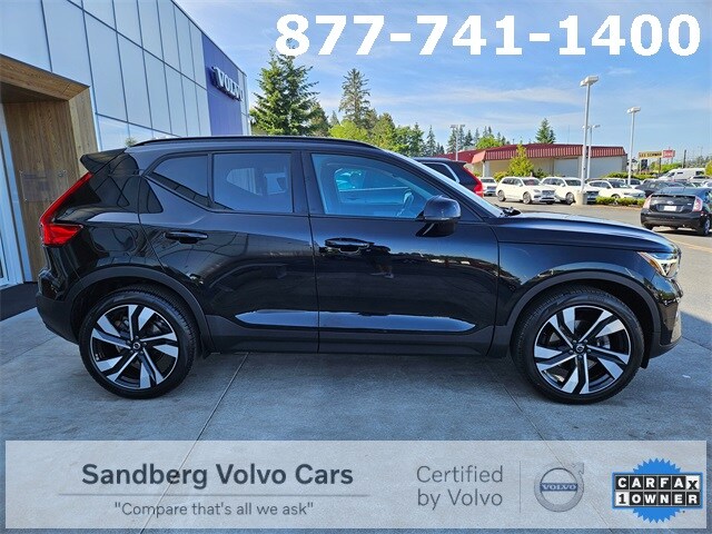 2024 Volvo XC40 Ultimate photo 4