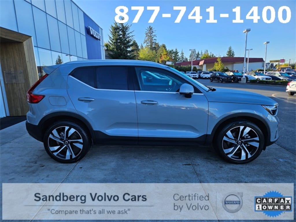 Certified 2024 Volvo XC40 B5 Plus Bright SUV