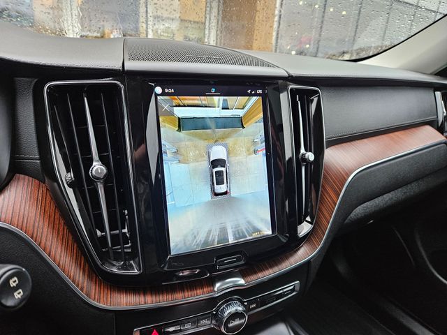 2023 Volvo XC60 Ultimate - Photo 23