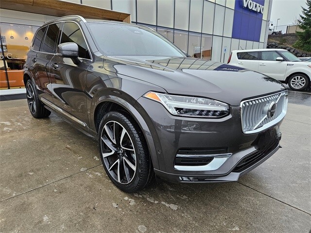 2024 Volvo XC90 B5 Plus photo 3