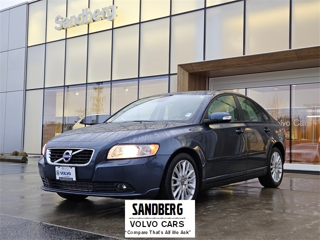 2011 Volvo S40 T5's photo