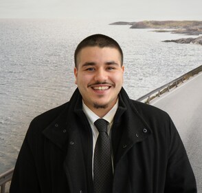 Staff member Ozzy  Ortega from b9d4d31b0f58