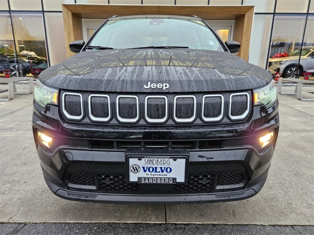 Used 2022 Jeep Compass Latitude Lux SUV