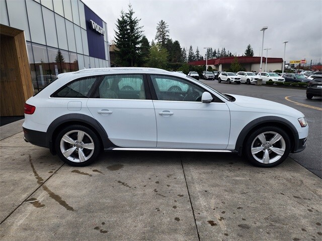 2013 Audi A4 Allroad Quattro Prestige photo 4