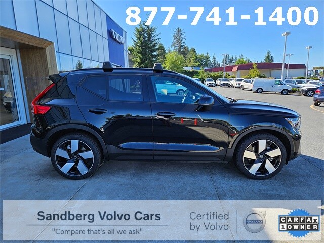 2023 Volvo XC40 Recharge Ultimate photo 2