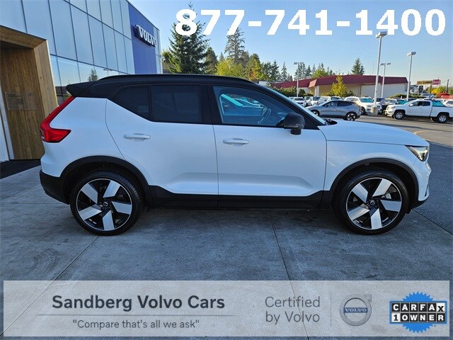2023 Volvo XC40 Recharge Ultimate photo 3