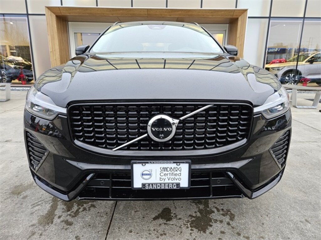 Certified 2025 Volvo XC60 B5 Plus SUV