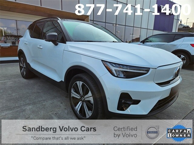 2023 Volvo XC40 Recharge Plus photo 3
