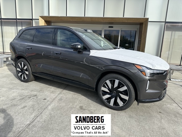 2025 Volvo EX90 Ultra's photo