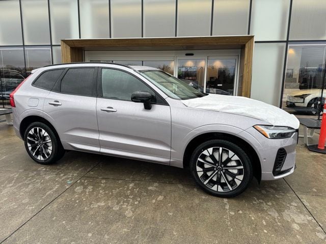 2026 Volvo XC60 T8 Plus Dark AWD's photo
