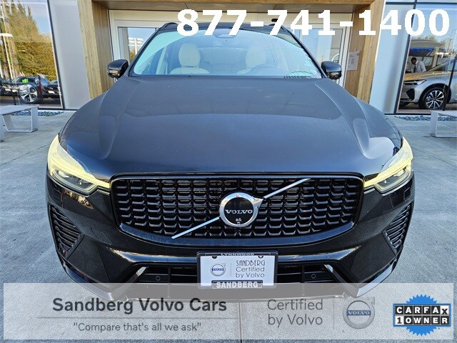2024 Volvo XC60 B5 Plus photo 2