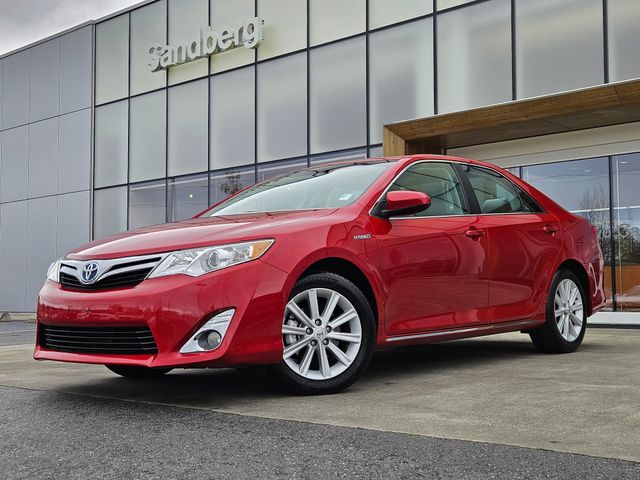 2014 Toyota Camry LE Hybrid
