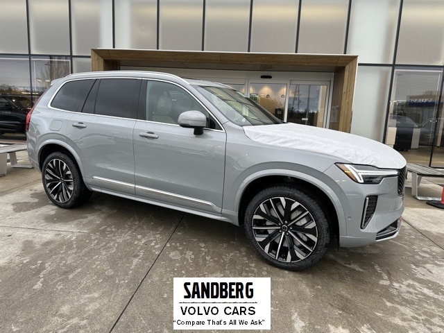 2026 Volvo XC90 Plus's photo