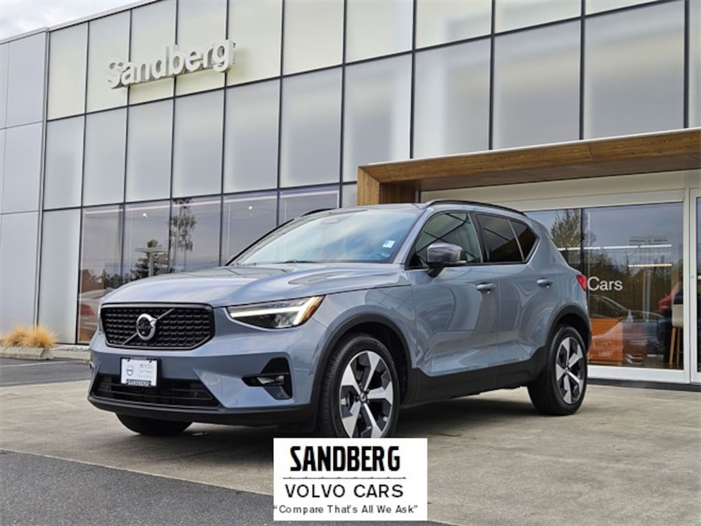 Certified 2023 Volvo XC40 B5 AWD Plus Dark SUV