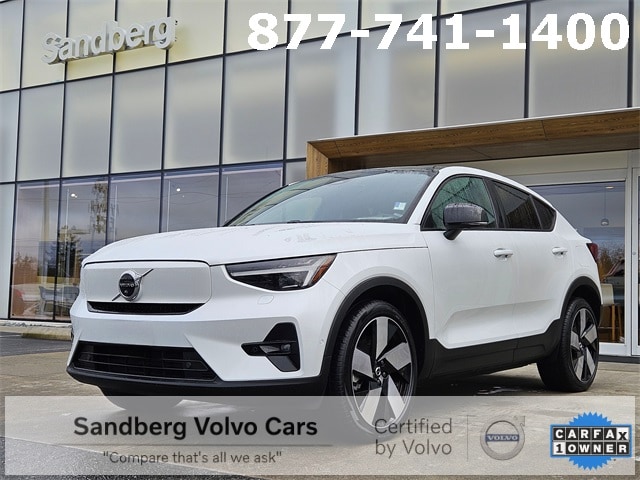 2023 Volvo EC40 Ultimate's photo