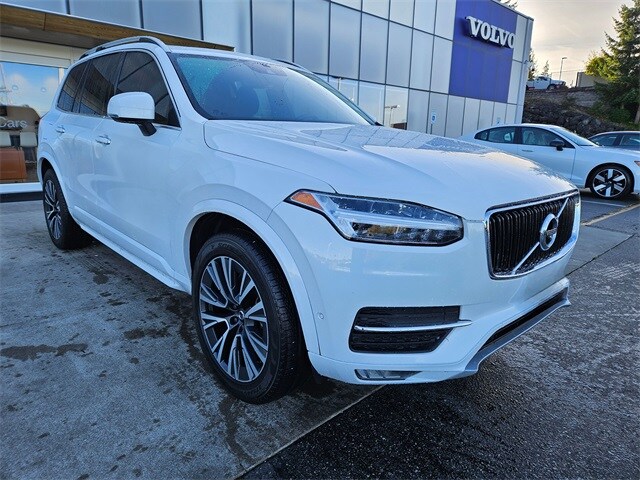 2017 Volvo XC90 Momentum photo 3