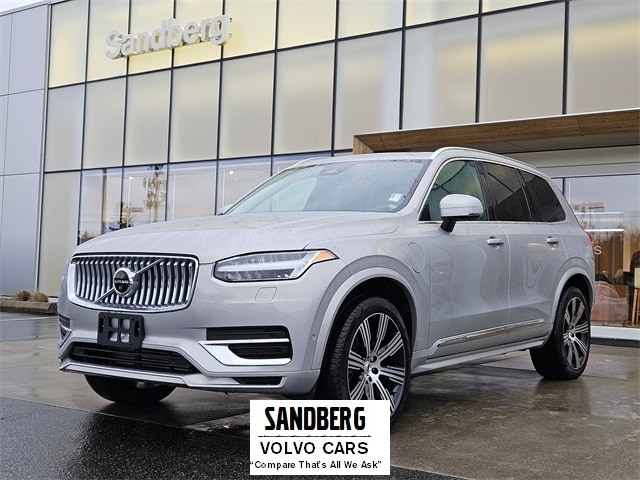 2023 Volvo XC90 Plus's photo