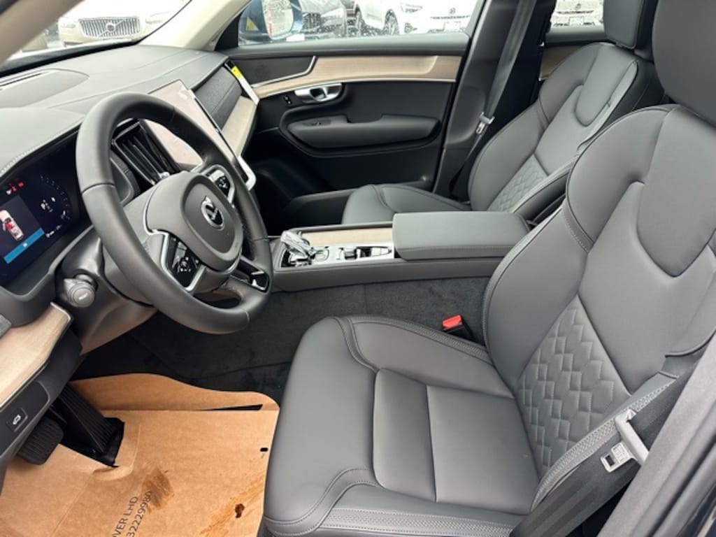 New 2026 Volvo XC90 B6 Plus 7-Seater SUV