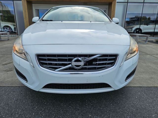 Used 2013 Volvo S60 T5 with VIN YV1612FS7D1227921 for sale in Lynnwood, WA