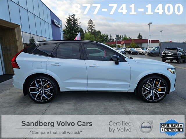 2025 Volvo XC60 Hybrid T8 Polestar photo 4