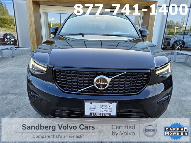 2024 Volvo XC40 Ultimate photo 2