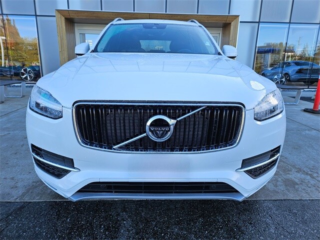 2017 Volvo XC90 Momentum photo 2