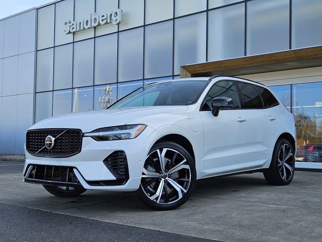 2023 Volvo XC60 T8 Ultimate Dark Theme AWD's photo