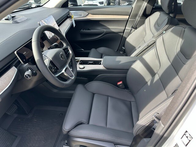 2025 Volvo EX90 Twin Motor Performance Ultra photo 4