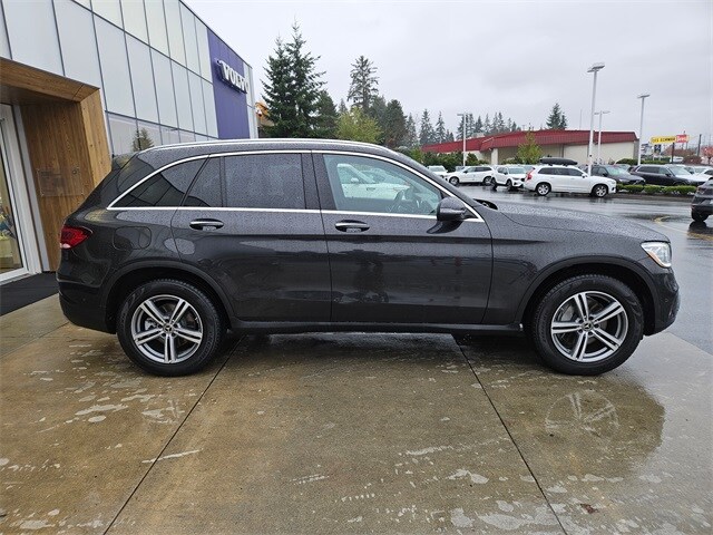 2021 Mercedes Benz GLC 300 photo 3