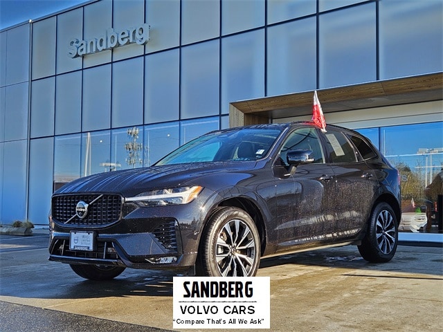 2025 Volvo XC60 Plus's photo