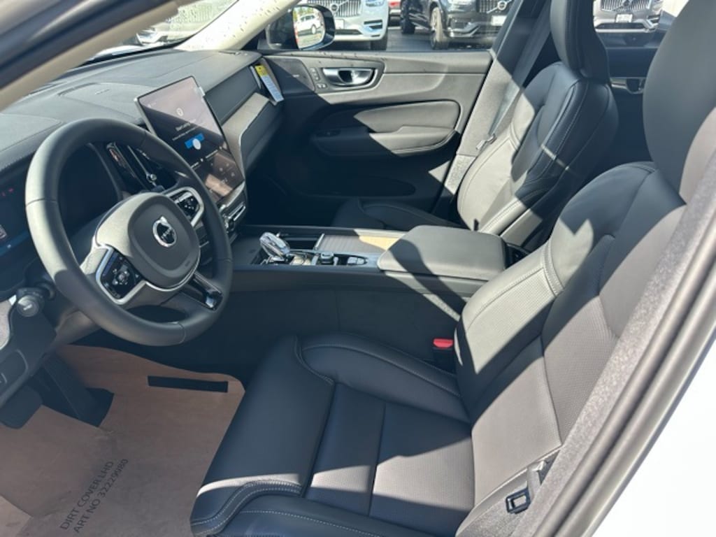 New 2026 Volvo XC60 B5 Ultra SUV