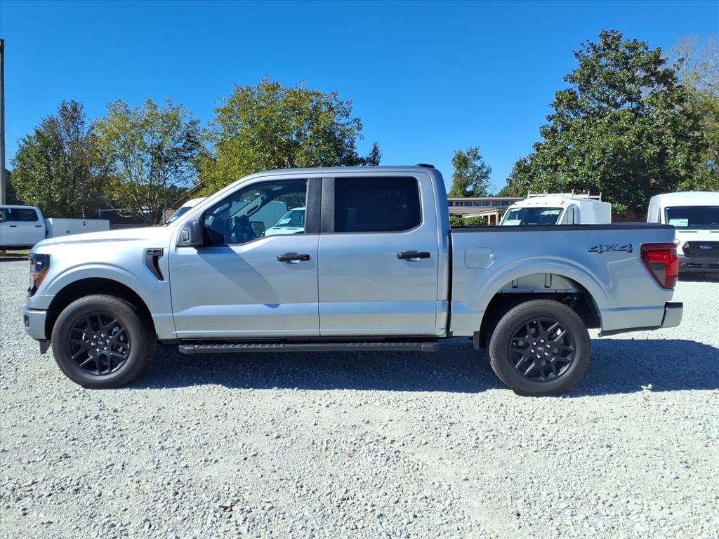 New 2025 Ford F-150 STX STX 4WD SuperCrew 5.5 Box