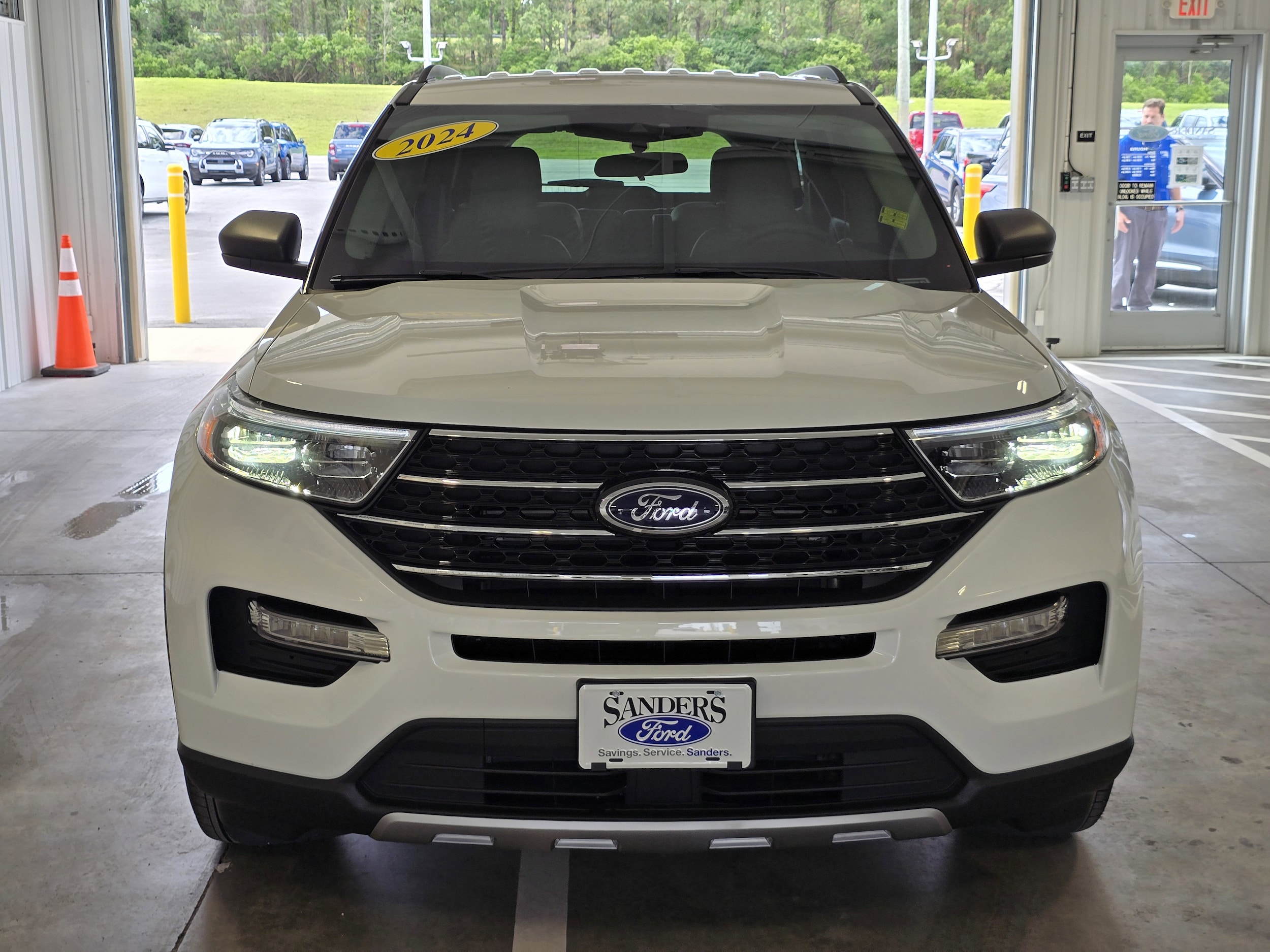 Used 2024 Ford Explorer XLT with VIN 1FMSK7DH9RGA32747 for sale in Jacksonville, NC