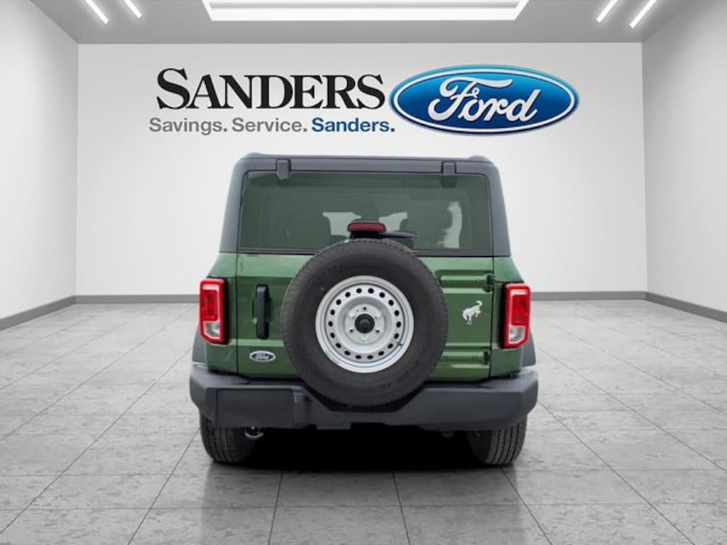 New 2025 Ford Bronco Base SUV