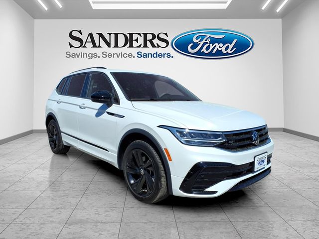 2024 Volkswagen Tiguan SE R-LINE BLACK