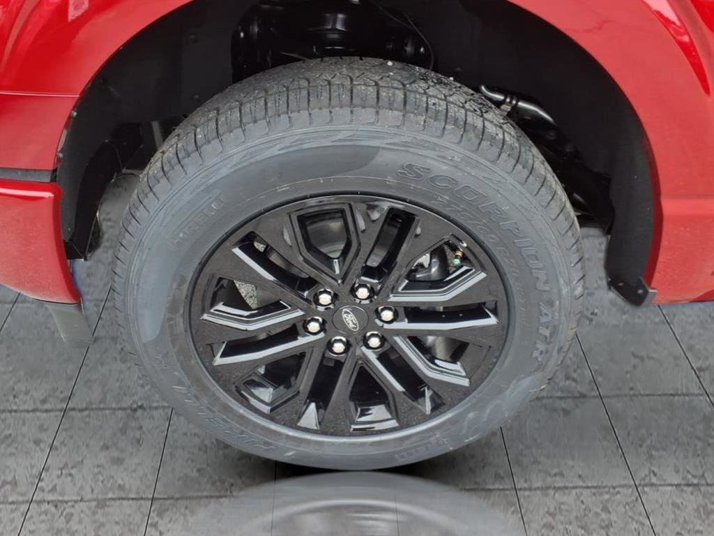 New 2025 Ford F-150 XLT XLT 4WD SuperCrew 5.5 Box