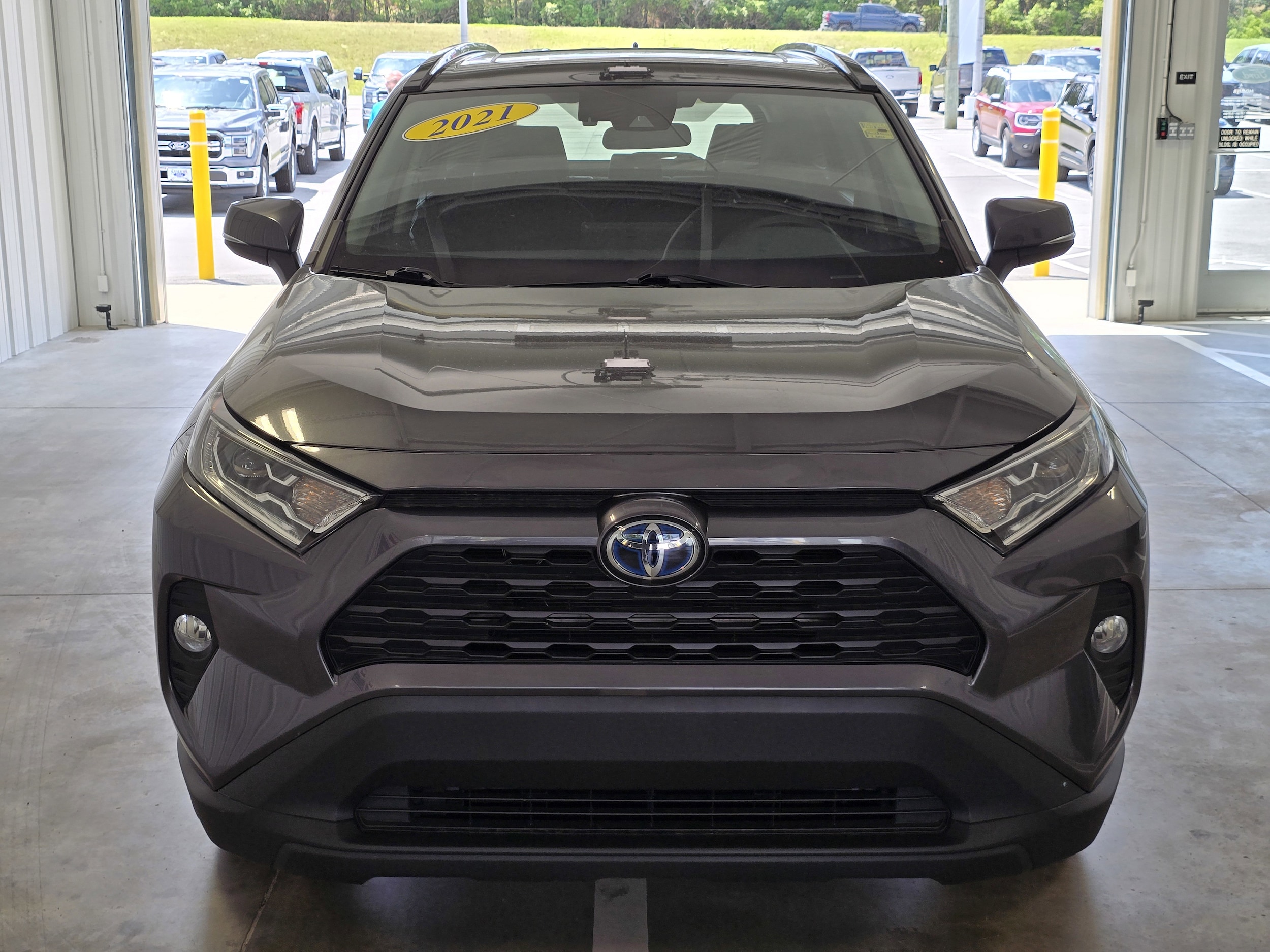 Used 2021 Toyota RAV4 XLE with VIN 4T3RWRFV4MU048941 for sale in Jacksonville, NC