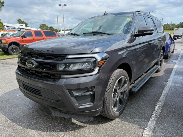 2022 Ford Expedition Limited MAX 4x4's photo