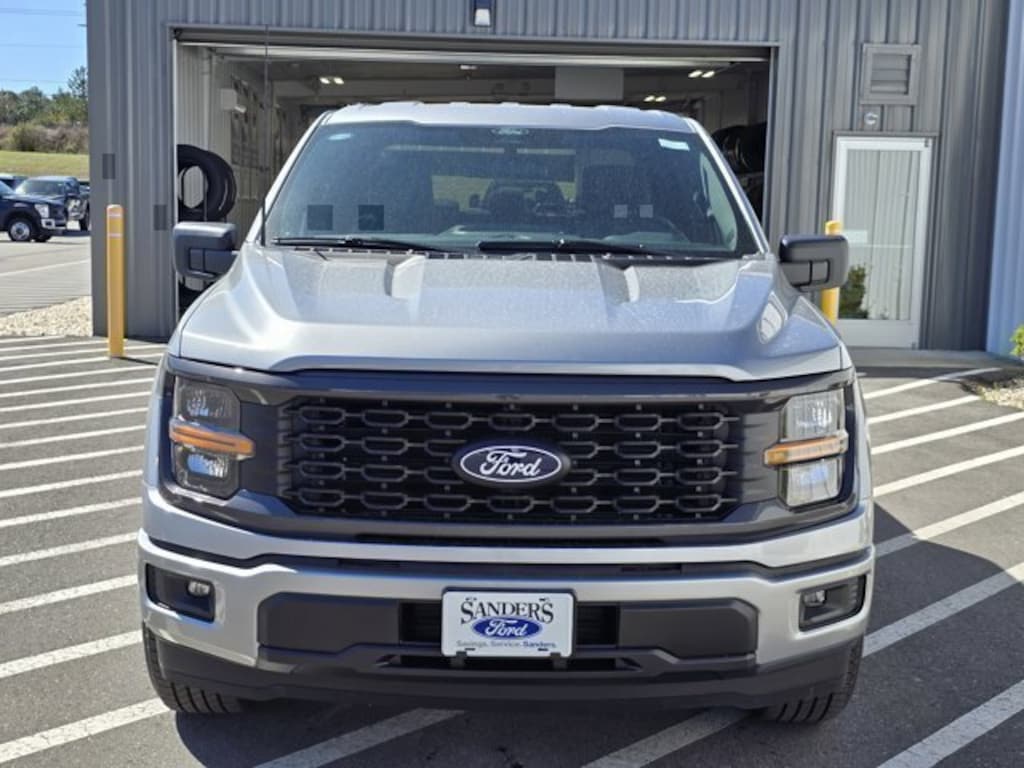 New 2025 Ford F-150 STX STX 2WD SuperCrew 5.5 Box