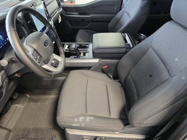 2025 Ford F-150 XLT - Photo 10