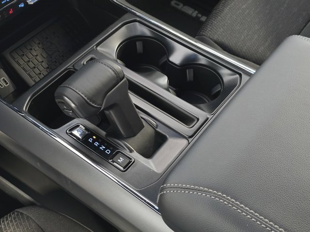 2025 Ford F-150 XLT - Photo 19