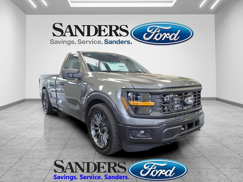2025 Ford F-150 XL's photo
