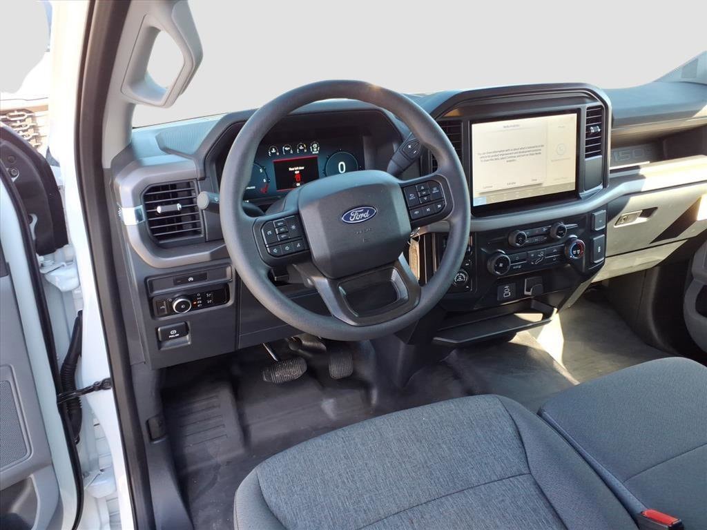 2025 Ford F-150 XL - Photo 9