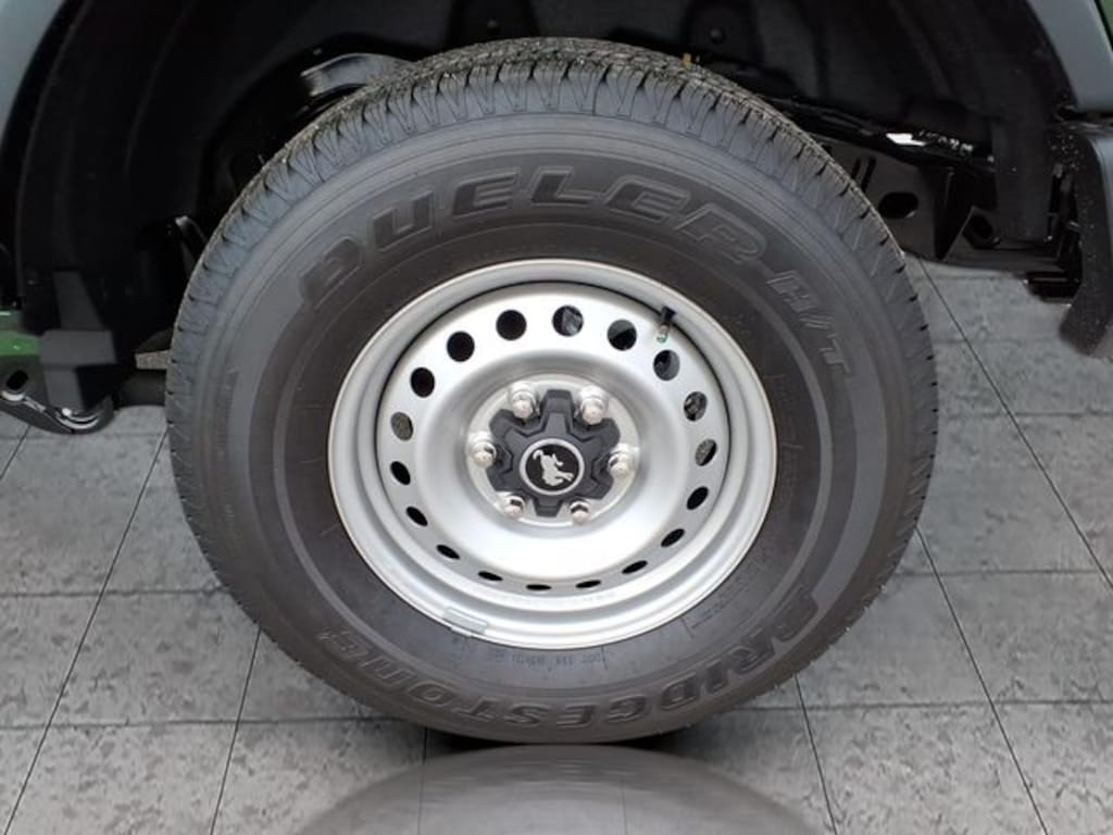 New 2025 Ford Bronco Base SUV