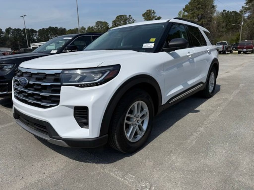 Certified 2025 Ford Explorer Active SUV