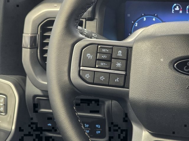 2025 Ford F-150 XLT - Photo 25
